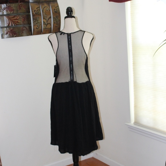 Rampage, sleeveless mesh dress - Picture 3 of 7